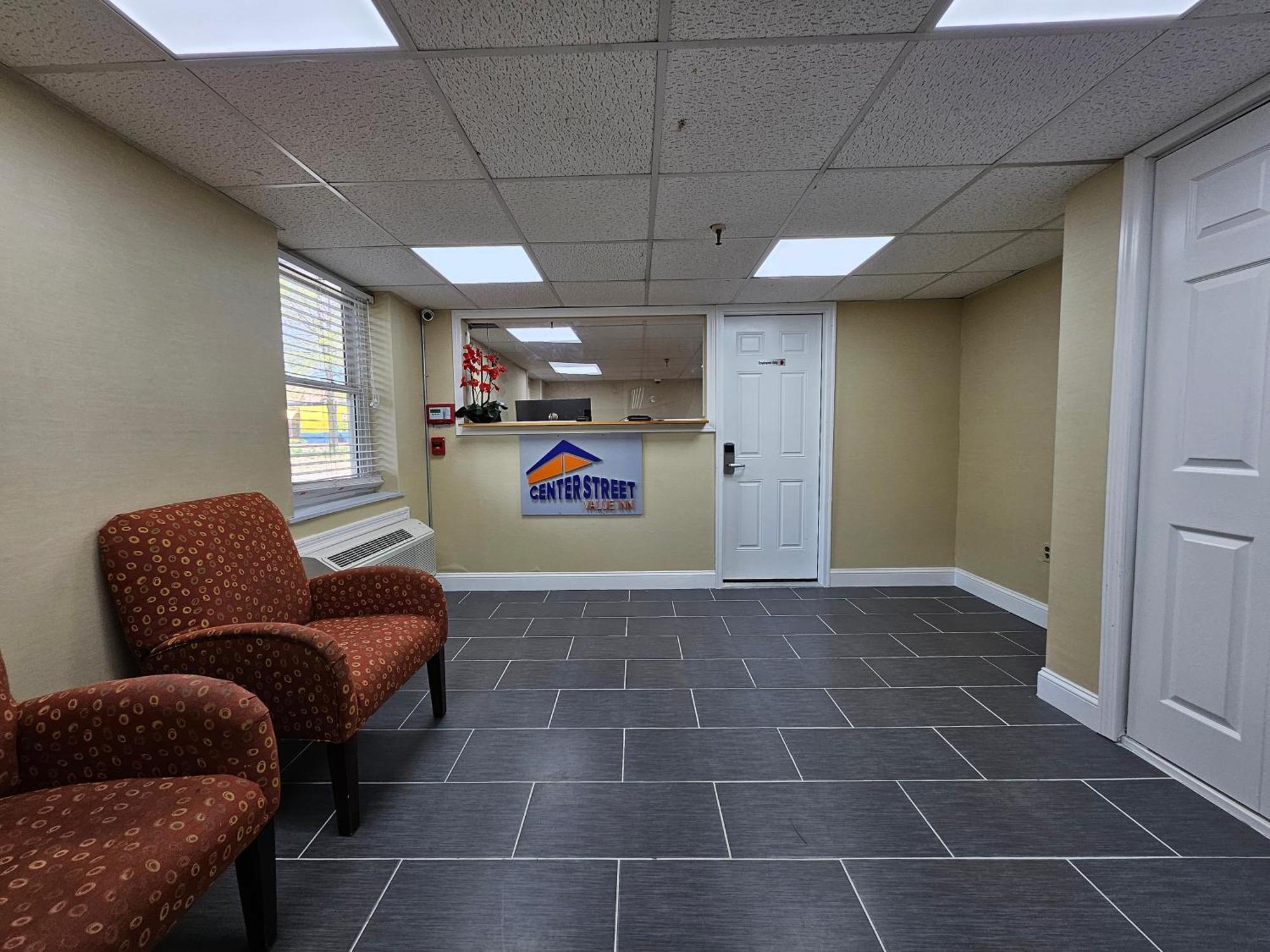 Center Street Value Inn Auburn Bagian luar foto