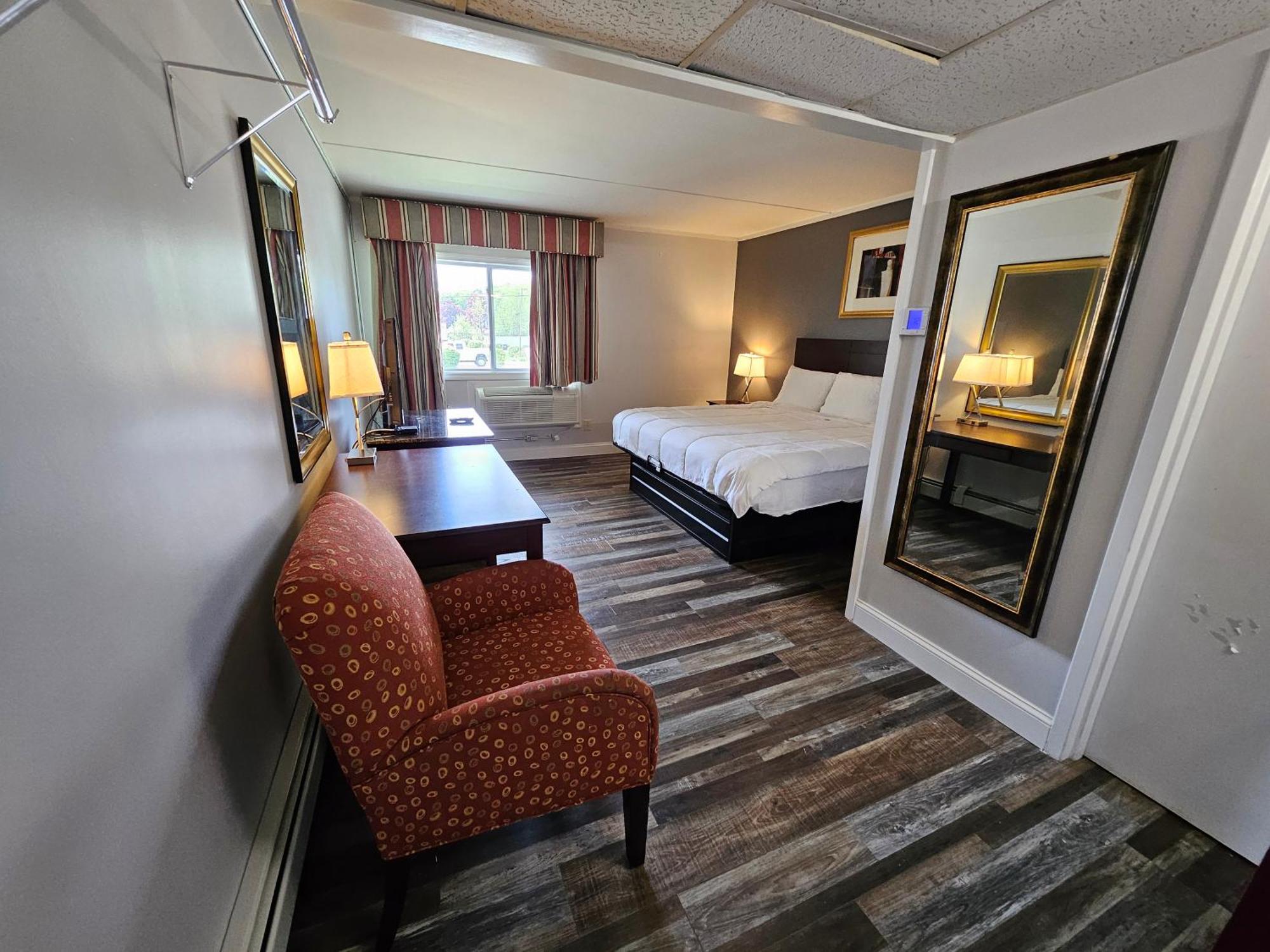 Center Street Value Inn Auburn Bagian luar foto
